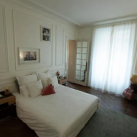 Charming Haussmannien Apt Near Monceau Park Apartament